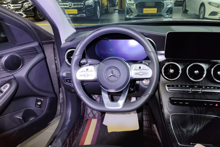 奔驰C级 2020款 改款 C 260 L 运动版中控内饰13