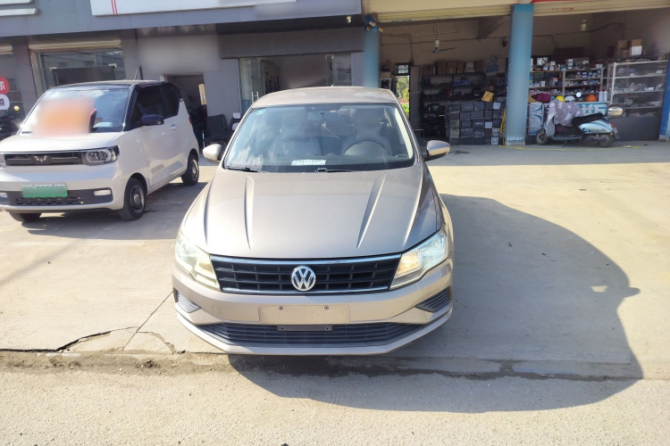 大众 捷达 2017款 1.5L 自动时尚型车身外观2