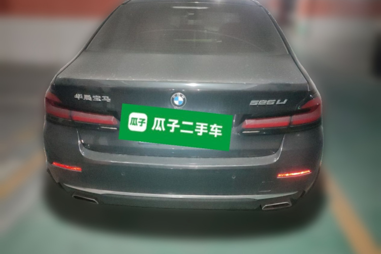 宝马5系 2022款 改款 525Li 豪华套装车身外观6004