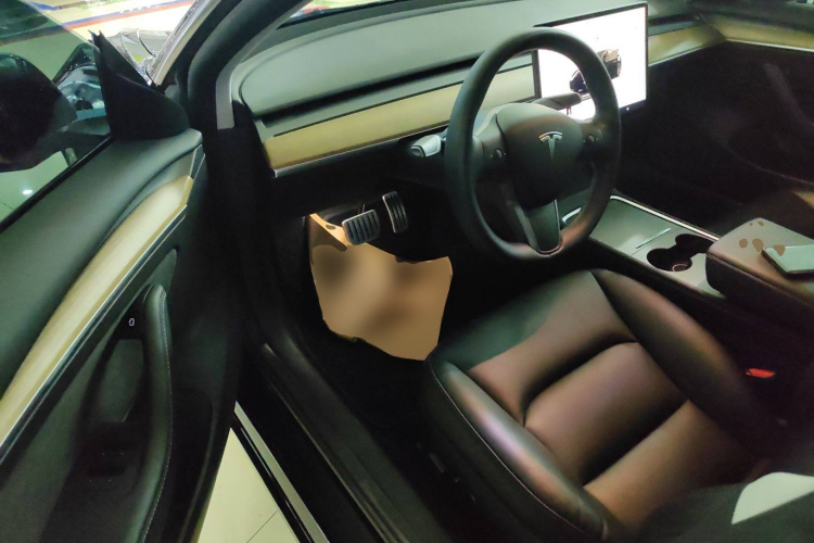 特斯拉 Model 3 2022款 Performance高性能全轮驱动版中控内饰20