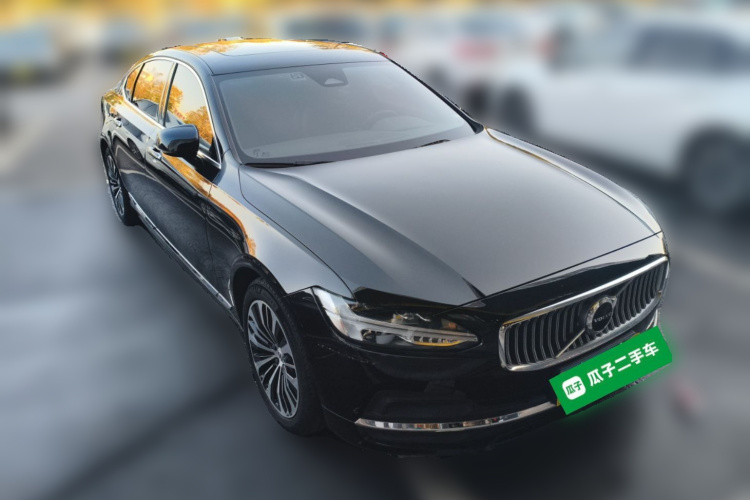 沃尔沃S90 2023款 B5 智逸豪华版车身外观3