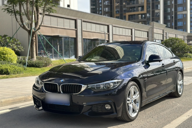 宝马4系 2017款 425i Gran Coupe 领先型M运动套装车身外观1