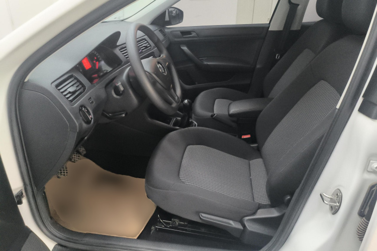 大众 桑塔纳 2021款 1.5L 手动风尚版中控内饰19