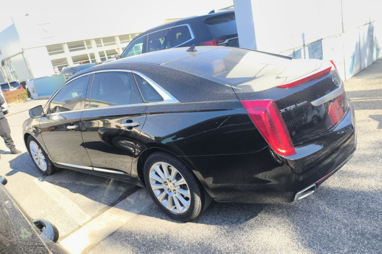 凯迪拉克XTS 2015款 28T 舒适型车身外观4