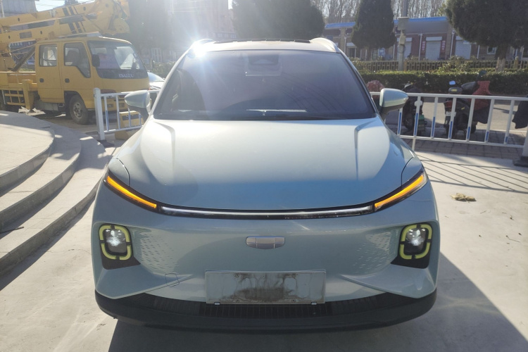 吉利几何E萤火虫 2022款 401KM 霹雳虎 4座车身外观6001