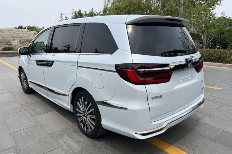 本田 艾力绅 2024款 2.0L e:HEV 豪华版车身外观6005
