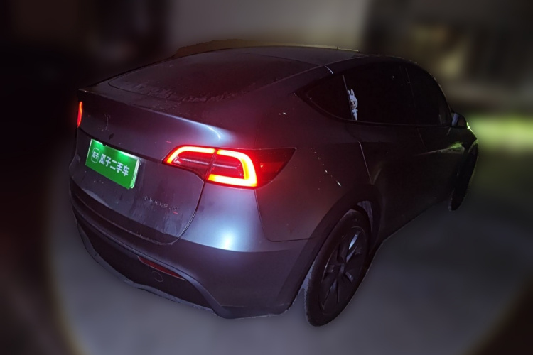 特斯拉 Model Y 2024款 后轮驱动版车身外观6005