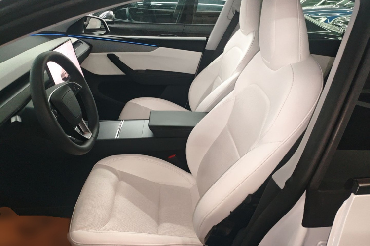 特斯拉 Model Y 2025款 后轮驱动版局部细节19