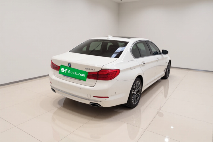 宝马5系 2018款 改款 530Li 尊享型 豪华套装车身外观7