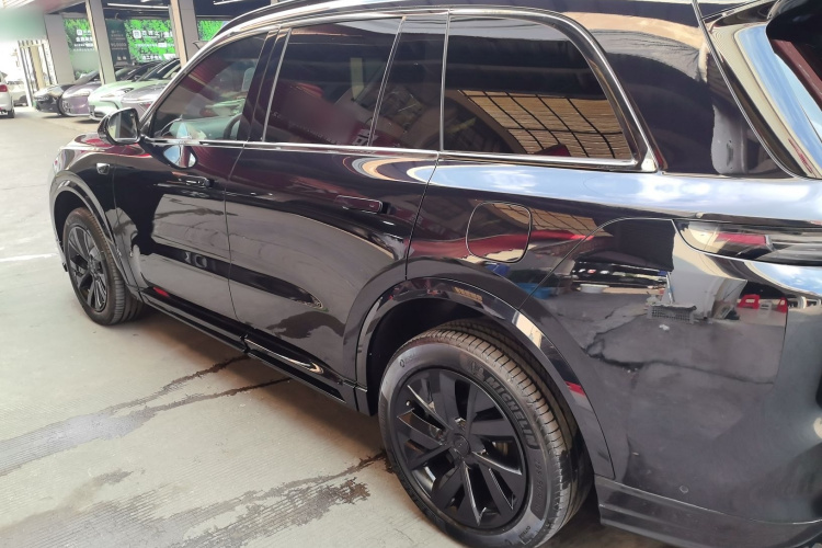 理想汽车 理想L8 2023款 Pro车身外观4