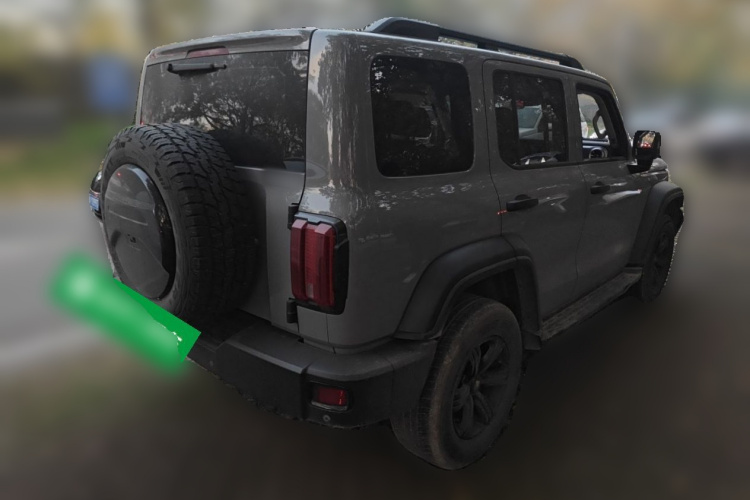 坦克300 2021款 越野版 2.0T 挑战者车身外观7