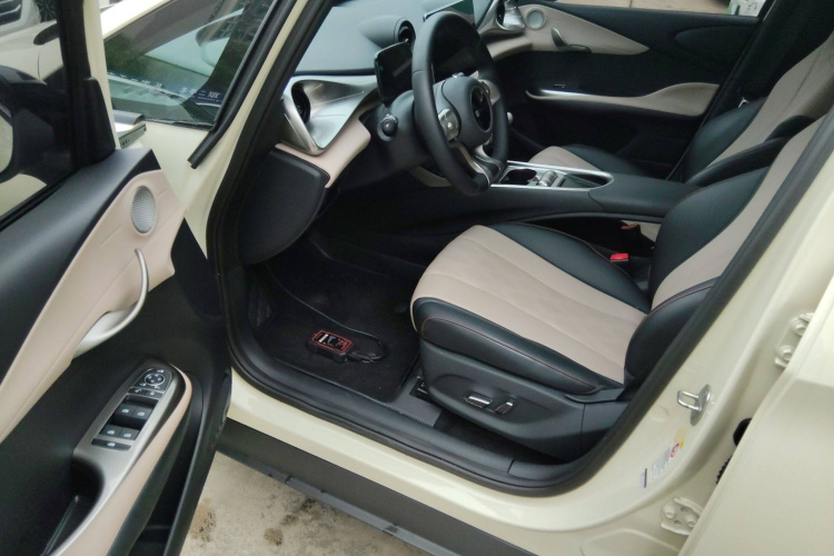 比亚迪 海豚 2023款 420km 时尚版中控内饰7003