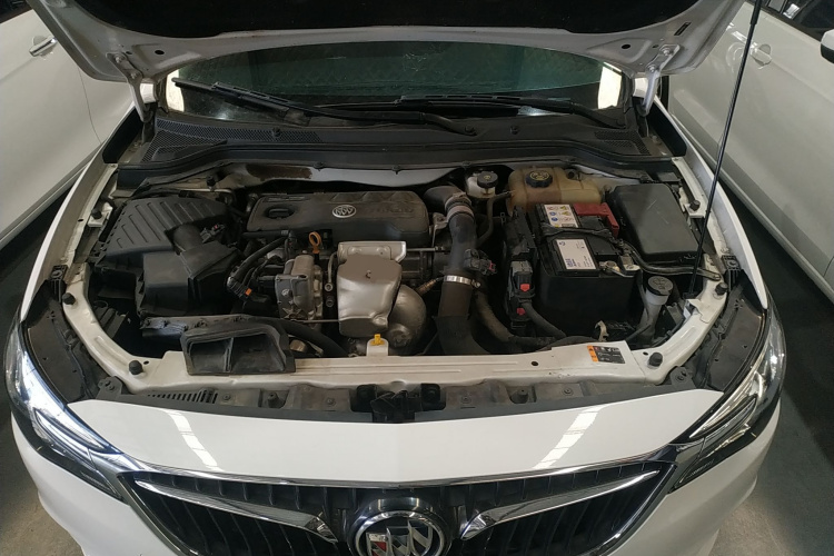 别克 英朗 2021款 1.3T 自动轻混动精英型机舱底盘24