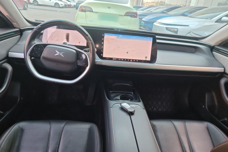 小鹏P7 2022款 480N+中控内饰7002