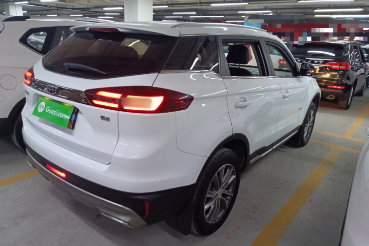 吉利汽车 博越 2018款 1.8TD 手动两驱智雅型车身外观7