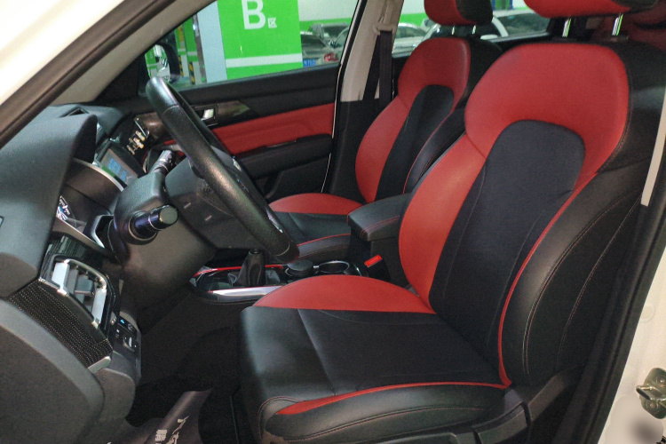 哈弗H2 2017款 蓝标 1.5T 手动两驱精英型局部细节19