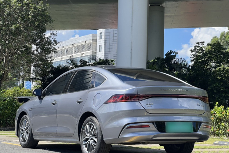 比亚迪 秦PLUS 2021款 DM-i 55KM 旗舰型车身外观6004