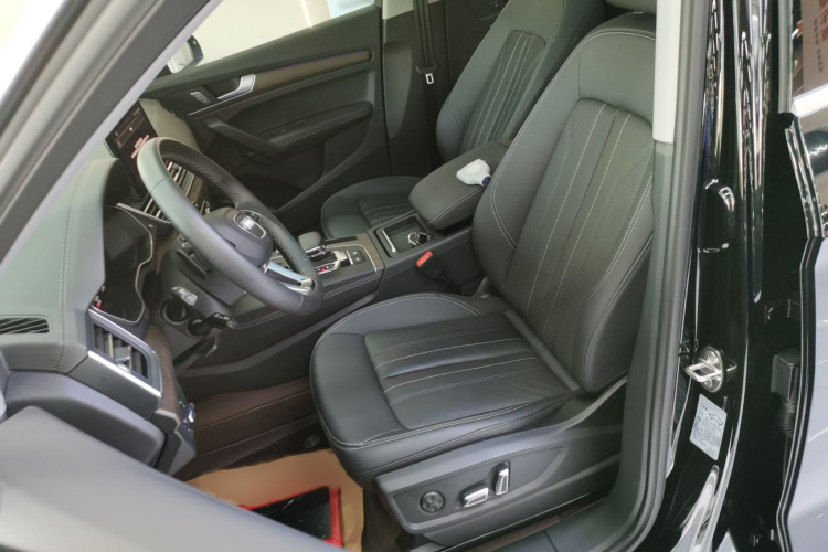 奥迪Q5L 2023款 40T 豪华致雅型局部细节19