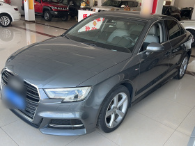 奥迪A3 2018款 30周年年型 Limousine 35 TFSI 时尚型