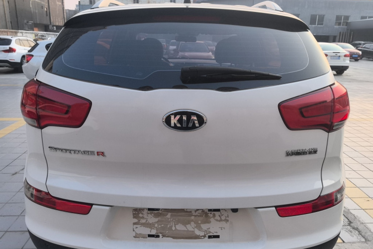 起亚 智跑 2016款 2.0L 自动两驱版GL车身外观6