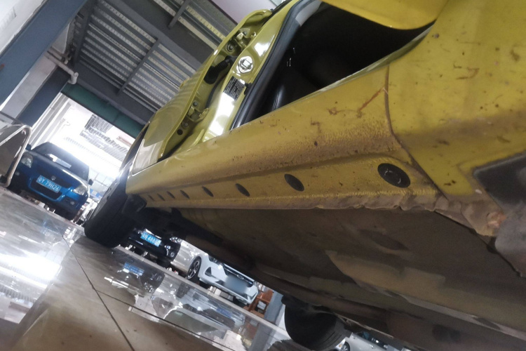 丰田 YARiS L 致炫 2019款 1.5E CVT魅动版 国VI机舱底盘29