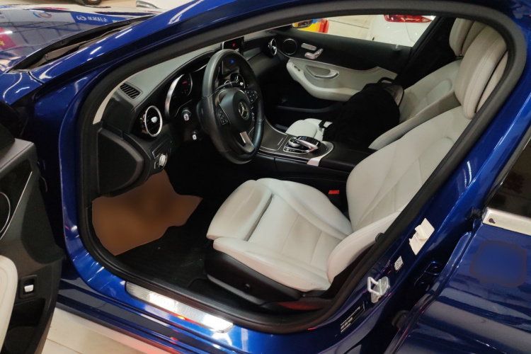 奔驰C级 2015款 C 200 L 运动型中控内饰19