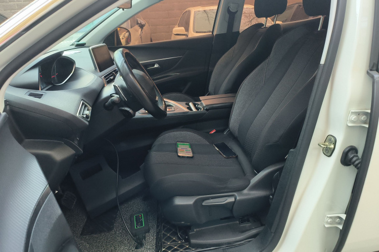 标致4008 2018款 350THP 舒适版局部细节19