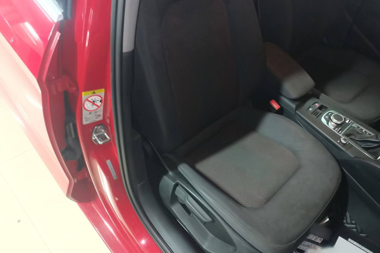 奥迪A3 2019款 Limousine 35 TFSI 进取型 国VI局部细节41