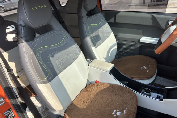 吉利银河 2024款 200km 熊猫骑士局部细节41