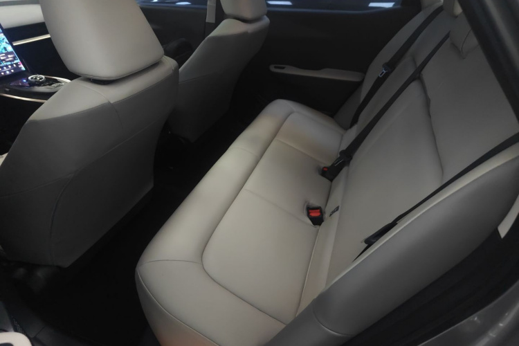 丰田bZ3 2023款 517km 精英PRO中控内饰7004