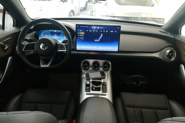 腾势X 2020款 PHEV经典版中控内饰7002