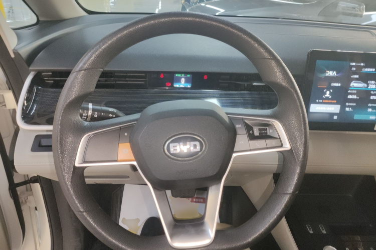 比亚迪D1 2022款 标准版中控内饰13