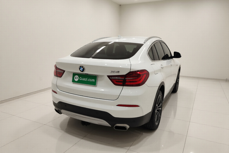 宝马X4 2014款 xDrive20i X设计套装车身外观7