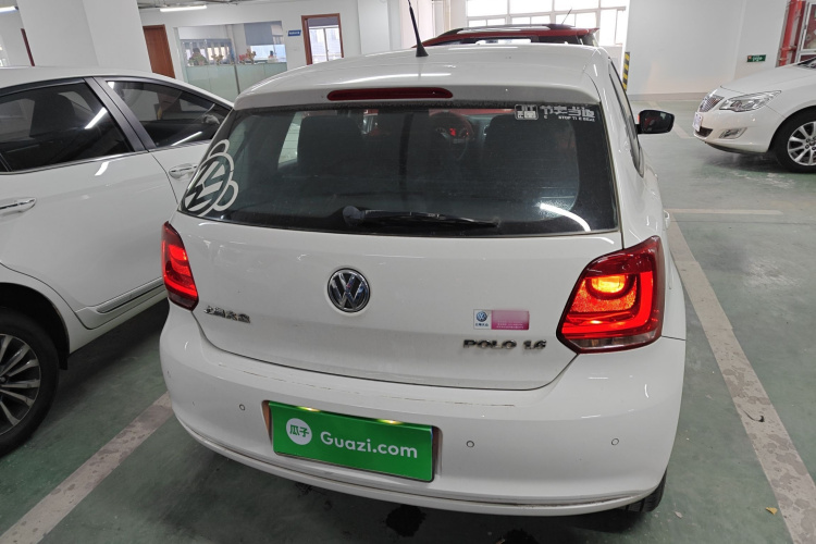 大众 Polo 2013款 1.6L 自动舒适版车身外观6