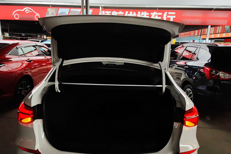 雪佛兰 科鲁泽 2020款 轻混 RS 330T 自动畅快版局部细节23