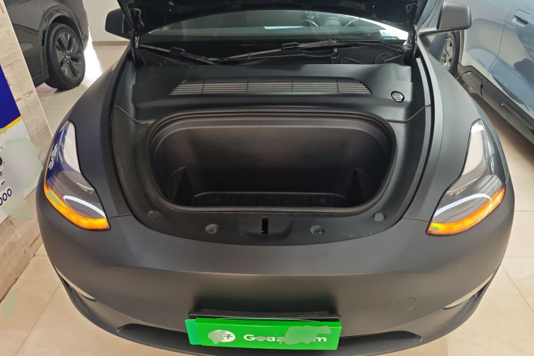 特斯拉 Model Y 2021款 标准续航后驱版机舱底盘24