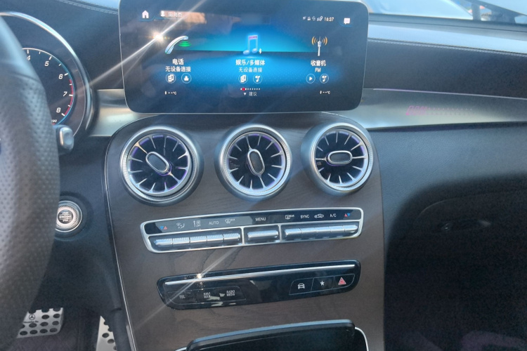 奔驰GLC 2020款 GLC 260 L 4MATIC 豪华型局部细节16