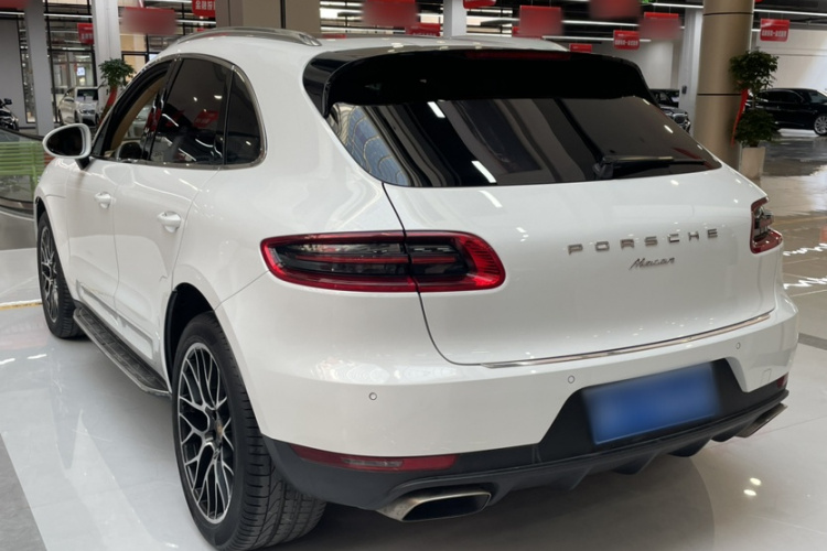 保时捷 2014款 Macan 2.0T车身外观6002