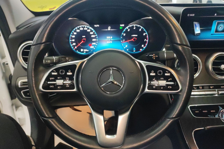 奔驰C级(进口) 2020款 C 200 旅行轿车中控内饰13