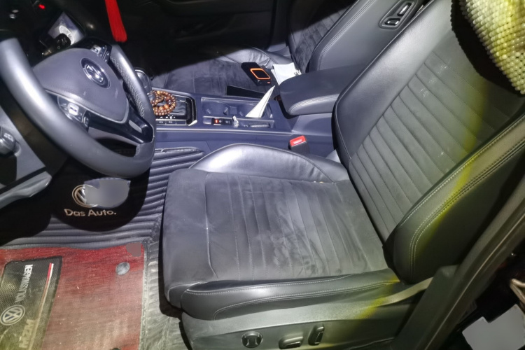 大众 迈腾 2017款 330TSI DSG 豪华型局部细节19