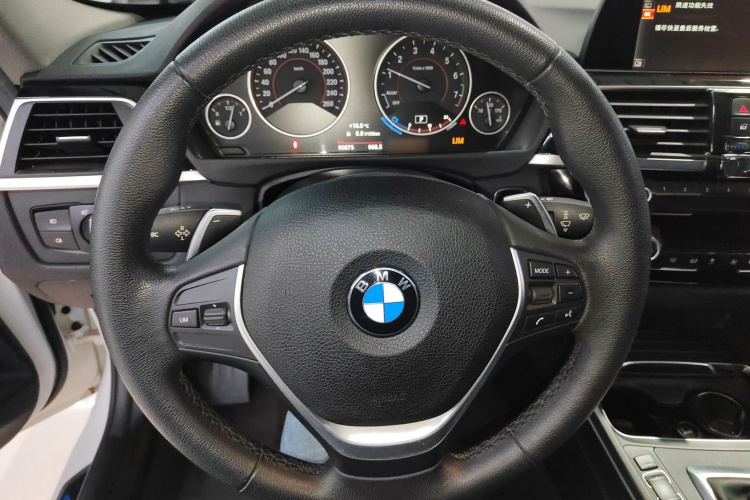 宝马3系 2017款 320Li M运动型局部细节13