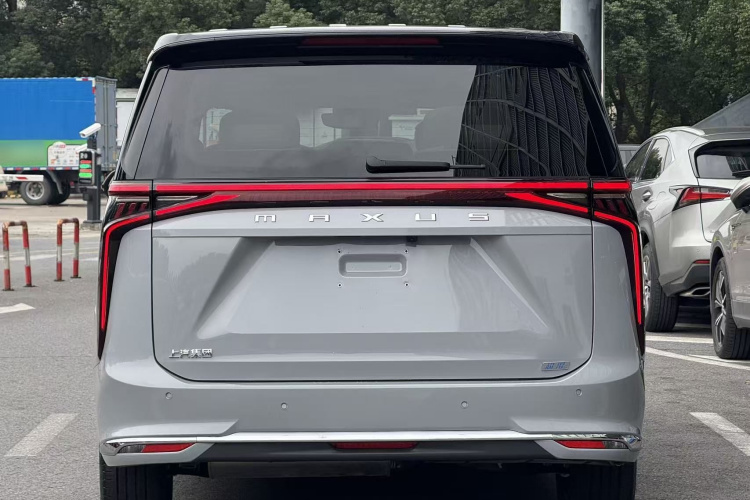 上汽大通MAXUS 大家9 2024款 超混 长续航森林版 七座车身外观6007