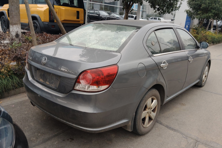 大众 朗逸 2011款 1.6L 手动品悠版车身外观7