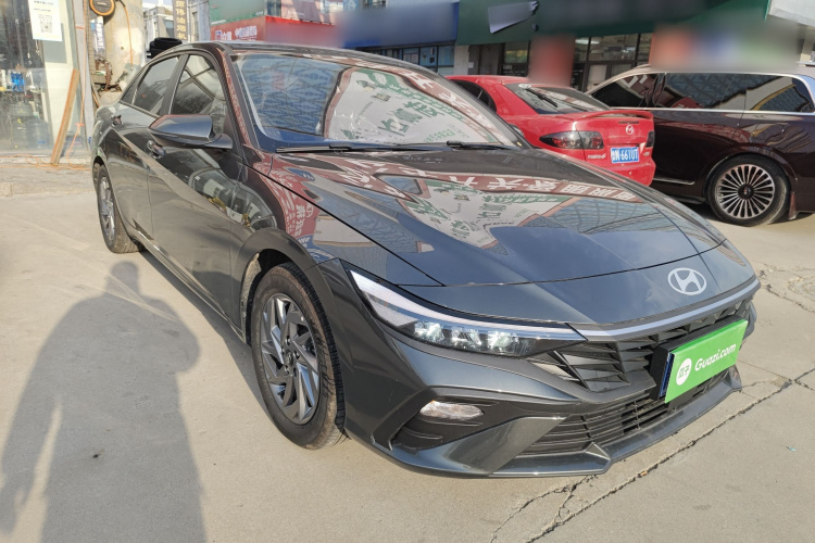 现代 伊兰特 2023款 1.5L CVT GLS领先版车身外观3