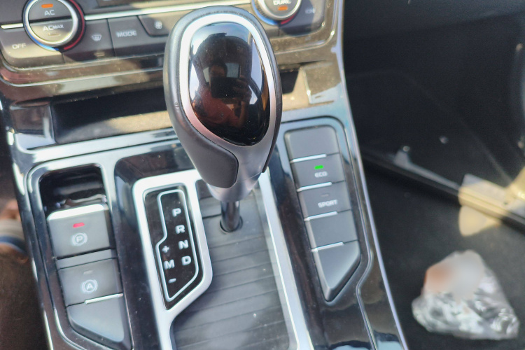 吉利汽车 帝豪GL 2020款 1.4T CVT豪华型局部细节18