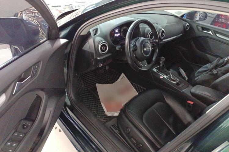 奥迪A3 2016款 Limousine 35 TFSI 领英型中控内饰20