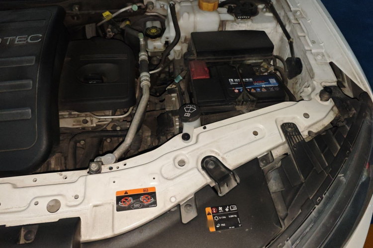 雪佛兰 科帕奇 2014款 2.4L 四驱旗舰版 7座局部细节9007