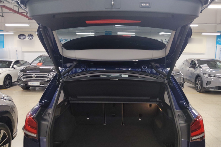 宝马X1 2020款 sDrive25Li 领先型局部细节23