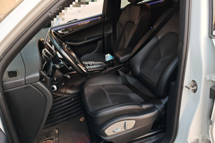 保时捷 2017款  Macan 2.0T中控内饰19