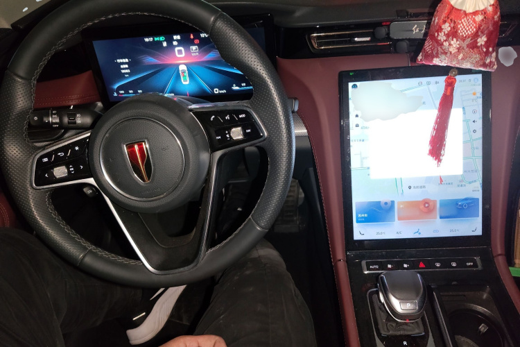 红旗H5 2023款 2.0T 自动智联旗畅版中控内饰12